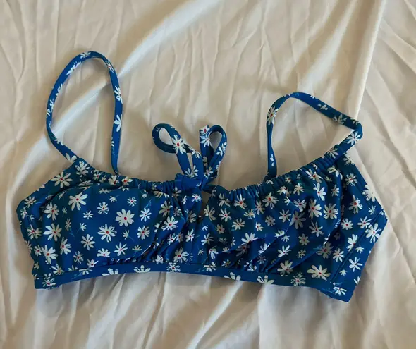 Daisy Blue  Print Target Bikini Top