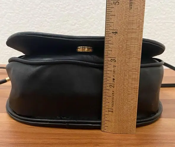 Vintage Unbranded Black Quilted Leather Medusa Sunburst Medallion Crossbody Bag