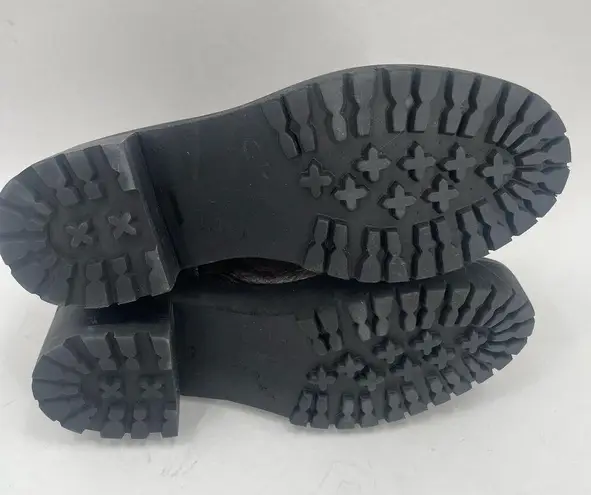 LINEA PAOLO Tate Boots Size 8.5 Metallic Camo Silver Lug Sole Black Stretch NEW