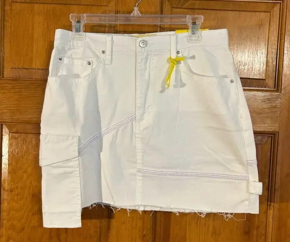 Circus by Sam Edelman White Denim Pocket with Silver Label Sz 29-NWT