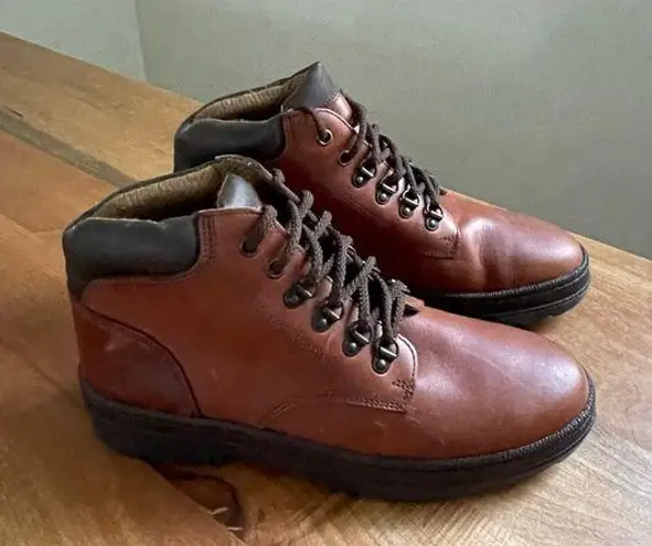 st. john's bay Vintage UNWORN St. John’s Bay Brown Leather Women’s Hiking Boots Made In Italy 8