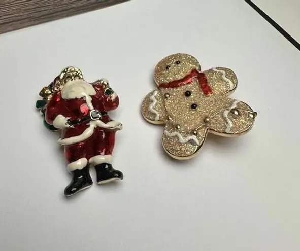 Santa Claus / Gingerbread Man Christmas Holiday Brooch Pin Lot Of 2 Gold Tone