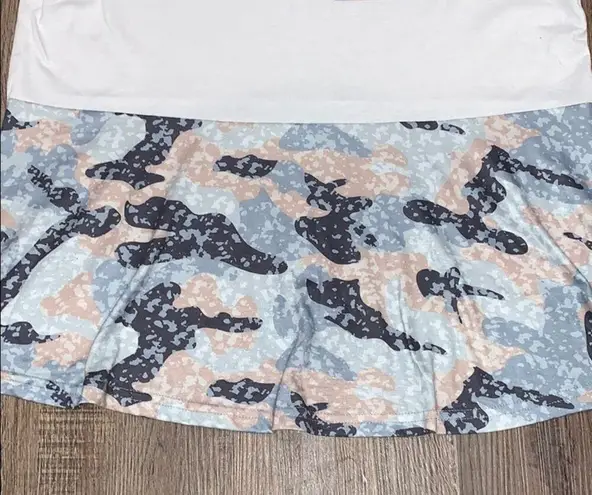 Pocket Short Sleeve Tee w/ Stripes & Camo, M White Size M