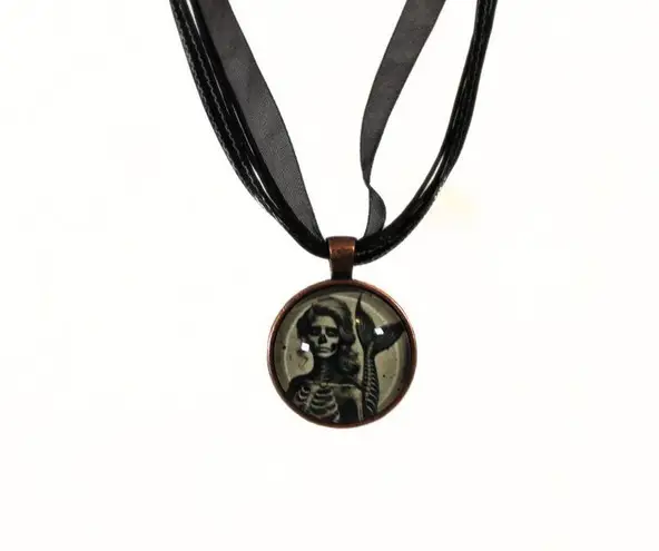 Handmade Skeleton Mermaid Gothic Ribbon Necklace ā