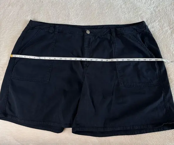 Lane Bryant  Casual Shorts Womens 28 Navy Flat Front Pockets High Waisted Lyocell