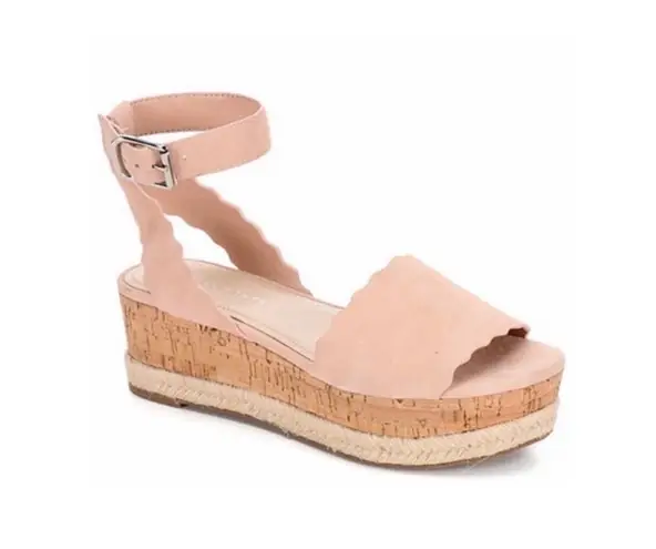 Marc Fisher Faithful Platform Sandals Pink Size 6 35 55 Off Retail From Graeme