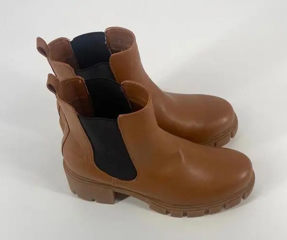 Stylish Brown Chunky Heel Chelsea Boots Size 10