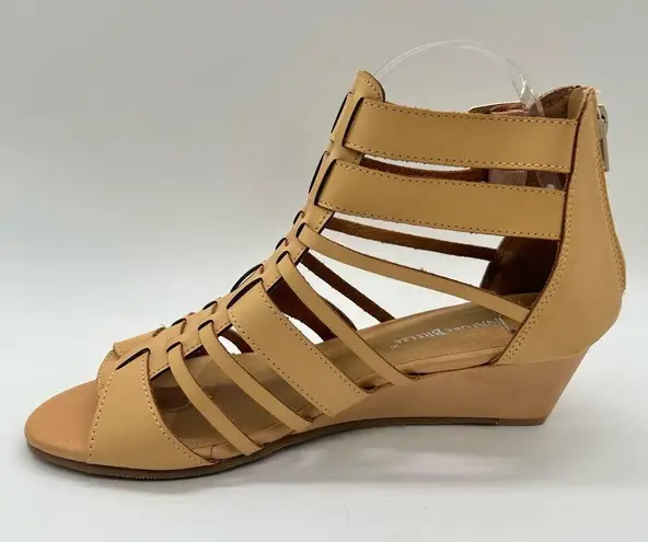 Nature Breeze  Sandal Womens 8 Tan Open Toe Strappy Gladiator Sandal Wedge NEW