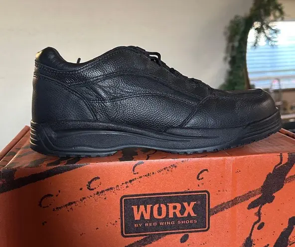 Works by Red wing black leather Worx by Red Wing safety toe athletic shoes. 9.5