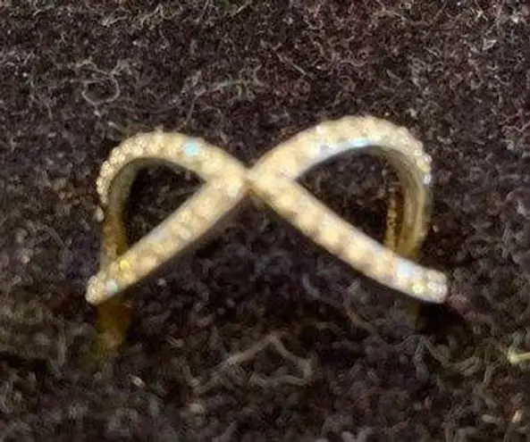 Elegant infinity ring with two overlapping bands 7 Silver