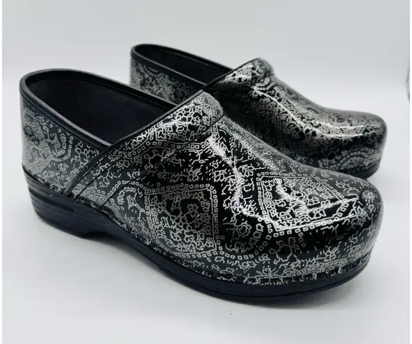 Dansko Professional Clogs Size 40 Floral Metallic Nursing Excellent Condition