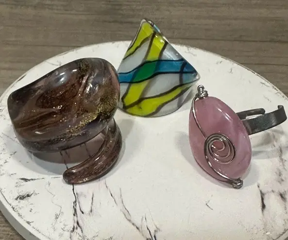 EUC Ring Set Large 3 Rings Colorful Large Stones Pink