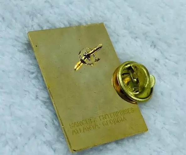 Cherry Blossom Festival 1992 Macon Georgia Vintage Tie Tack Lapel Pin Brooch