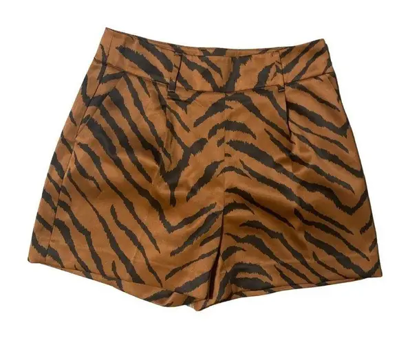 White House | Black Market  | 5 Inch Satin Tiger Print Shorts No Belt Size 8