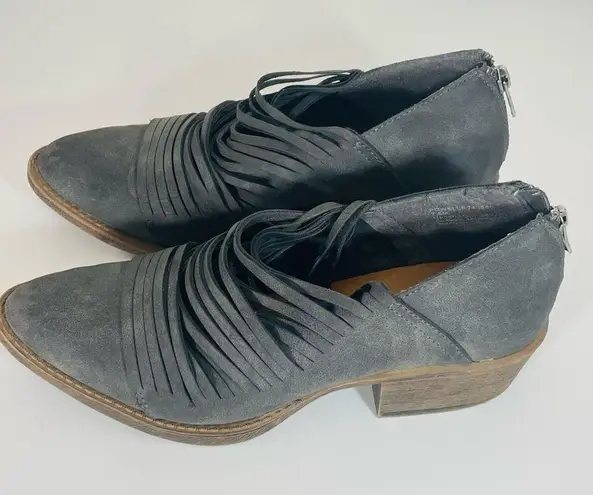 Coconuts by Matisse NWOB Gray  Cutout Booties size 7.5