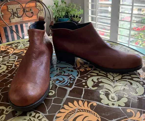 Eric Michael Leather Ankle Boot Sz.42Eu/9.0 US