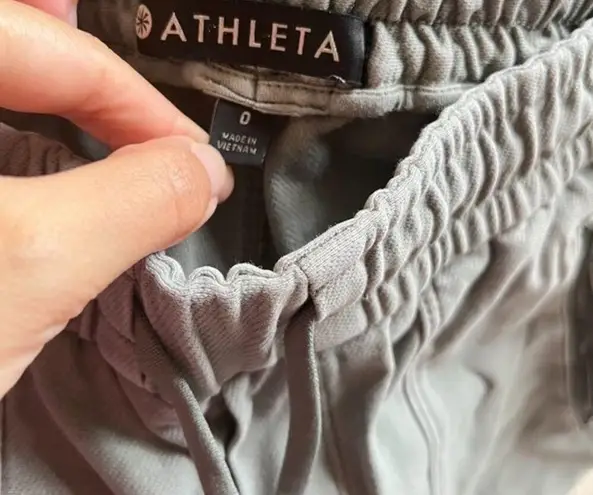 Athleta  Women's Gray Farallon Joggers Pants Zipper Pockets Ankle‎ Zip Size 0