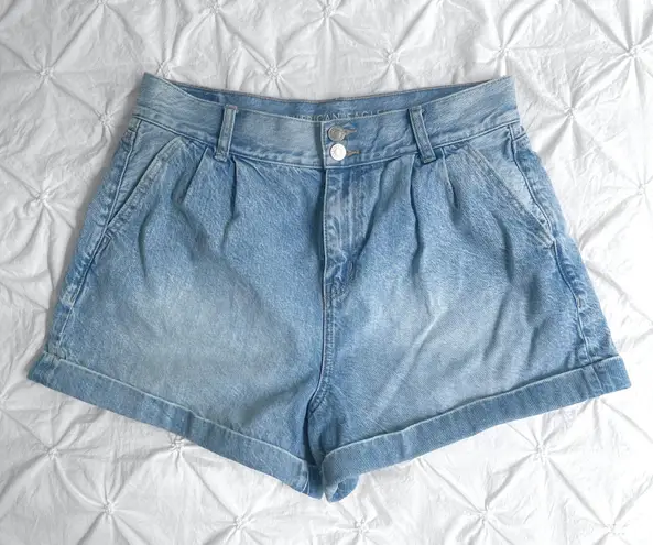 American Eagle Pleated Denim Shorts 