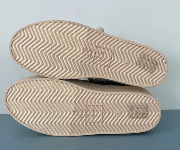 ShuShop Reba Silver Glitter Star Platform Sneakers