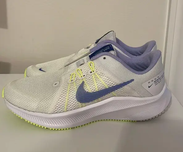 Nike Quest Running Shoes