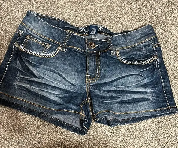 Request Bling Jean Shorts 7/28 Dark Wash