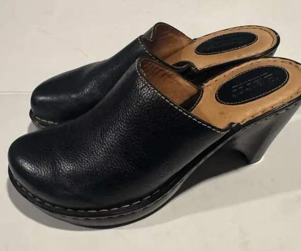 Born Black Leather Women's Clogs Size 6.5