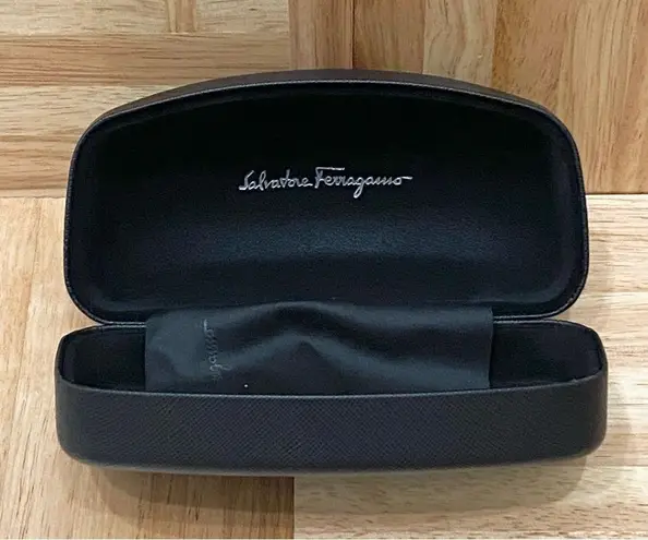 Salvatore Ferragamo Black Textured Oversized Sunglass Hard Case with Wipe Cloth