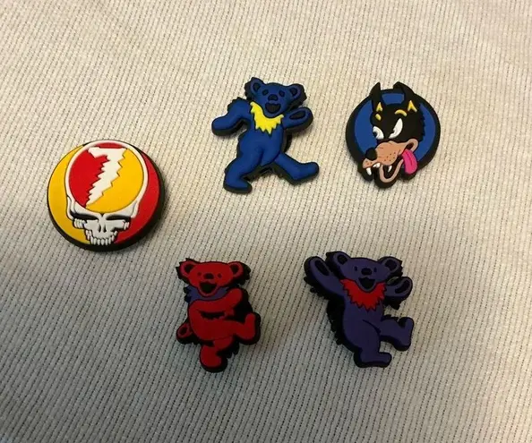 Grateful Dead  set of 5 croc charms
NWOT