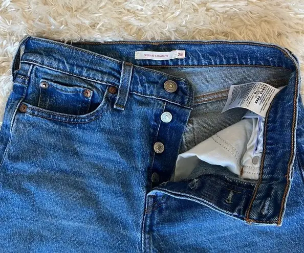 Levi’s Premium Quality Denim Wedgie Straight Jeans in size 26, amazing condition