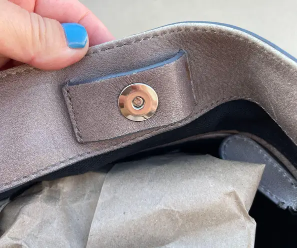 Alexander McQueen taupe leather zipper shoulder bucket bag purse handbag