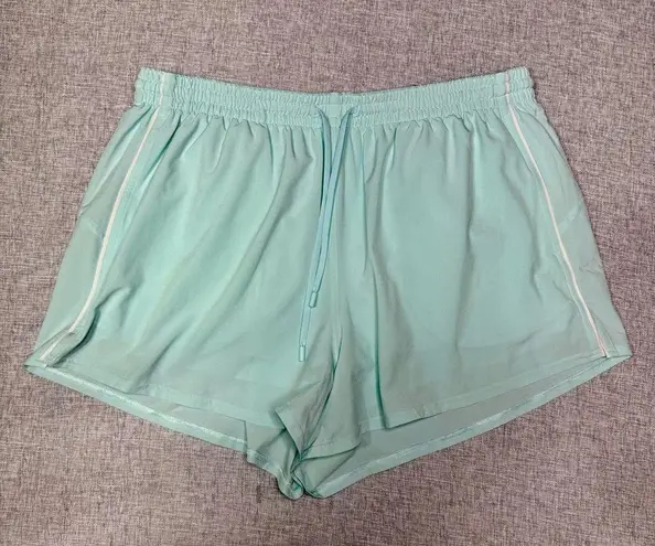 Lululemon  Lightweight Relaxed Short 3” Long Liner Ideal Mint Size 12