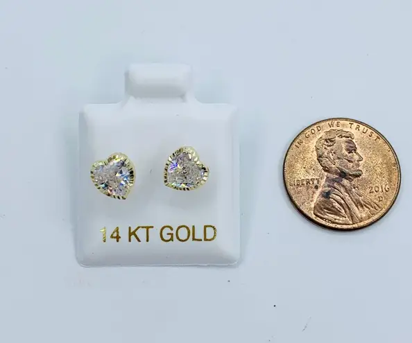 Real 14k Gold Studs Earrings White Heart