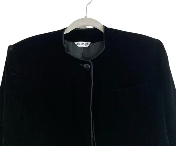 Vintage 90s JG Hook Black Velvet Cropped Chic Holiday New Years Jacket Size 8 Size M