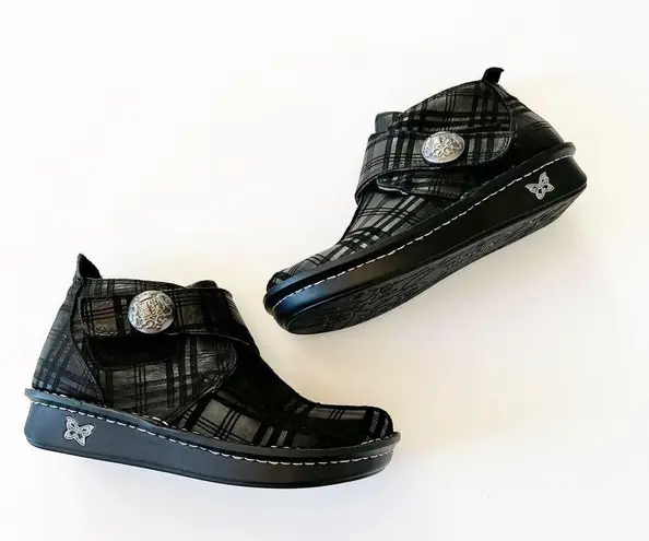 Alegria Caiti Plaid to Meet You Black Ankle Boot Size 36 EU Bootie Silver Button