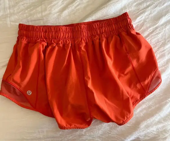 Lululemon Hotty Hot Short 2.5”