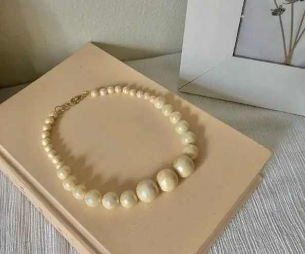 Handmade Pink Pearlescent Choker “Enid” Small to Large Pearl Necklace Feminine