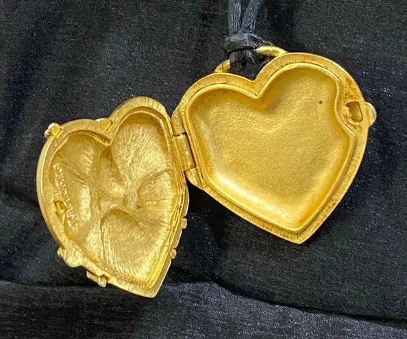 Estée Lauder Vintage Heart Locket Necklace