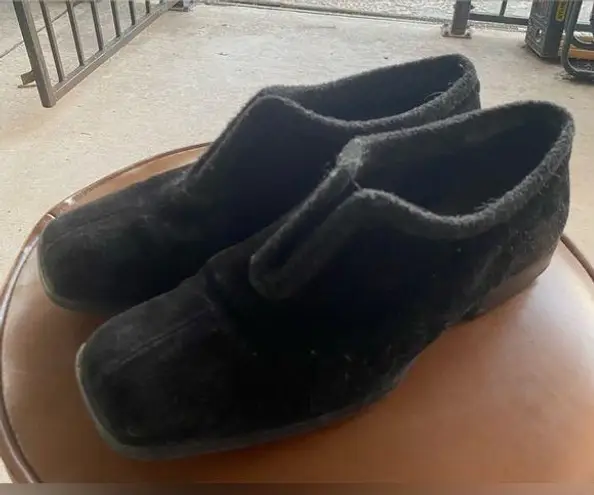 Bally suede loader with faux fur trim