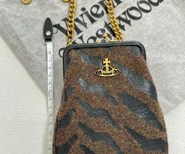 Vivienne Westwood NWOT Authentic black in tiger chain purse/wallet