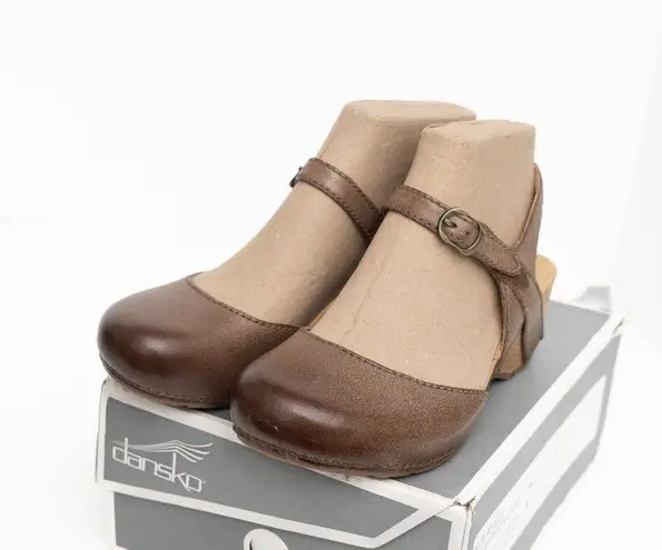 Dansko | Tiffani Milled Clog in Brown