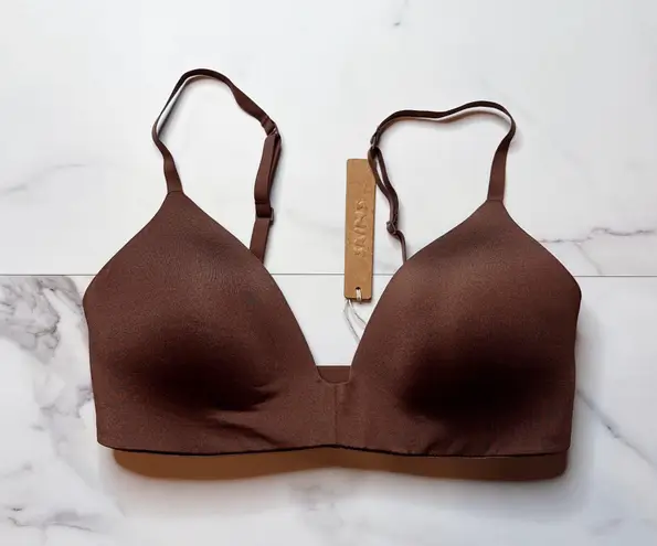 SKIMS NWT Wireless Form T-Shirt Bra