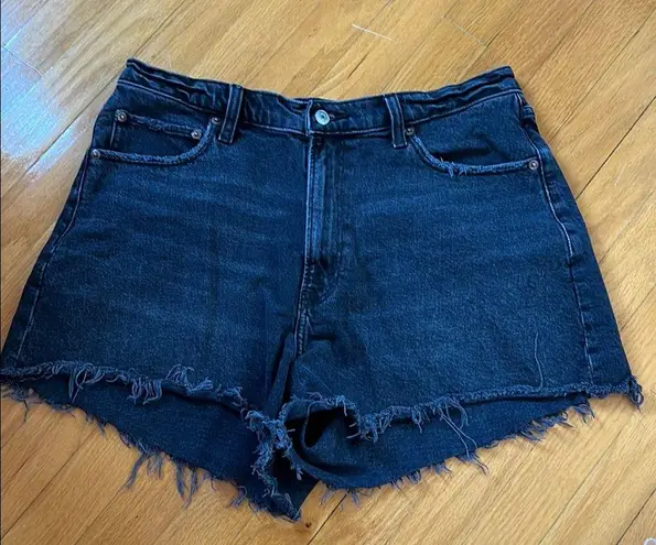 Abercrombie & Fitch  Curve Love 90’s Relaxed Cut Off Black Shorts thumbnail 10