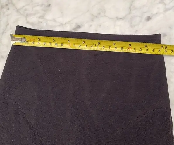 MiracleSuit Woman’s but lifting and belly tights pants