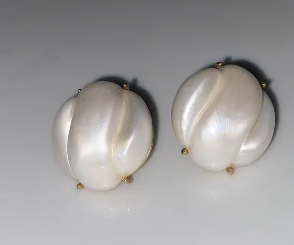 Trifari Vintage  Goldtone Metal Clip On Earrings White Puffer Plastic Clouds