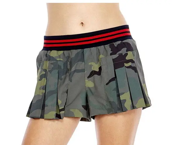 The Upside Green Camo Pleated Shorts 6 Military Chic Y2K Utility Gorpcore Street