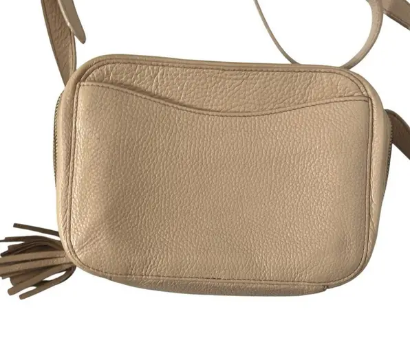 Cuyana Classic Leather Camera Crossbody Bag Tassel Beige Women’s One Size Tan