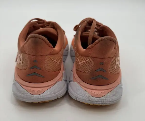 Hoka One One Arahi 6 Running Sneakers Womens Size 6B Pink/Orange 1123195-SBSCR