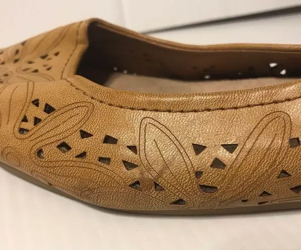 Baretraps Memory Foam Mariah flat shoe women size 10 M