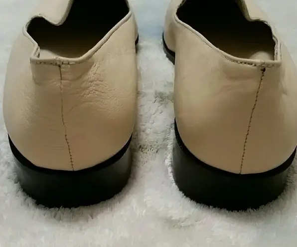 Leather closed toe Loafer NEW! Walking shoe Size undefined