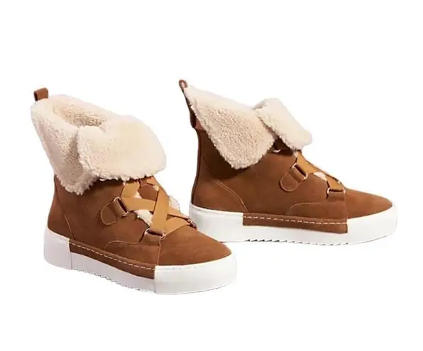 CECELIA NEW YORK Julie Wedge Sneaker Boots in honey 7.5 Tan